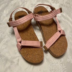 Reef Size 11 Pink Cork Wedge Sandals